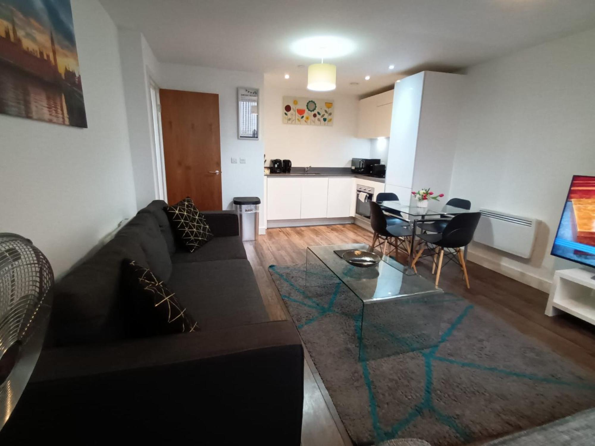 Kcs Broad Street Apartment バーミンガム エクステリア 写真