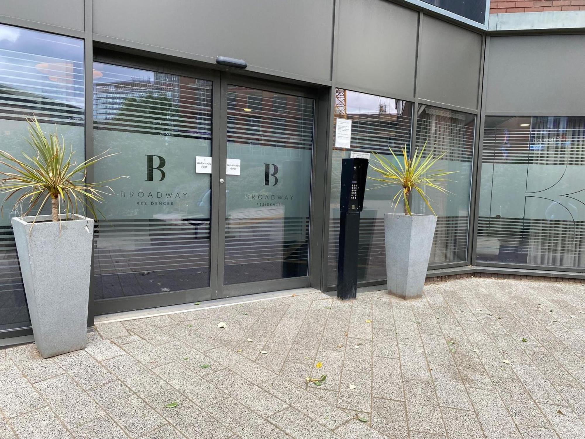 Kcs Broad Street Apartment バーミンガム エクステリア 写真