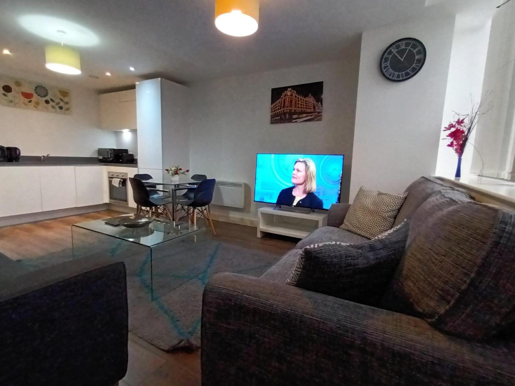 Kcs Broad Street Apartment バーミンガム エクステリア 写真